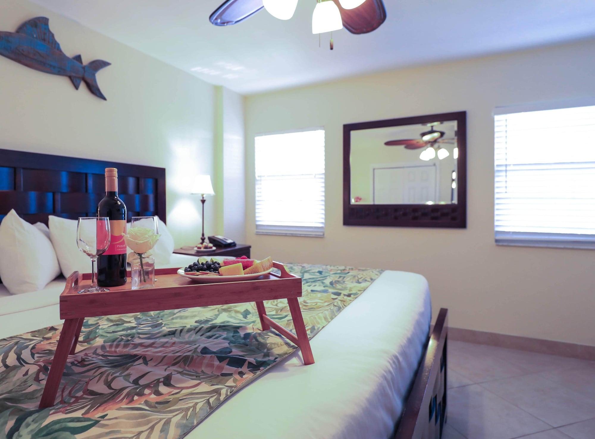 Ocean Pointe Suites At Key Largo Exteriör bild